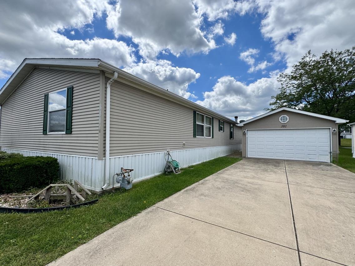 381 Marigold Cir., Matteson, IL 60443