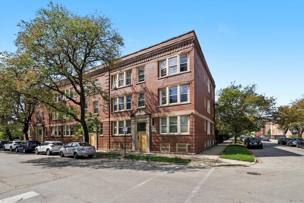 5004 S Champlain Ave. #1, Chicago, IL 60615