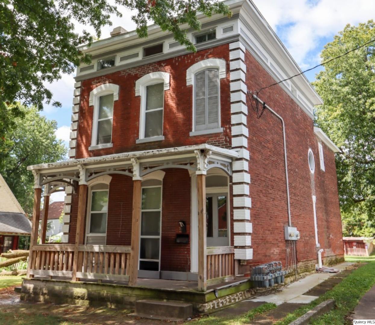 713 N 6th St., Quincy, IL 62301