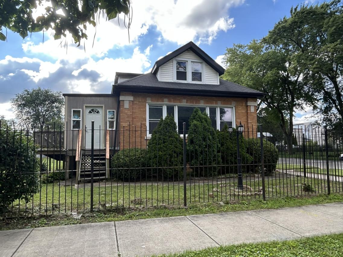 9300 S Vernon Ave., Chicago, IL 60619