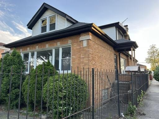 9300 S Vernon Ave., Chicago, IL 60619