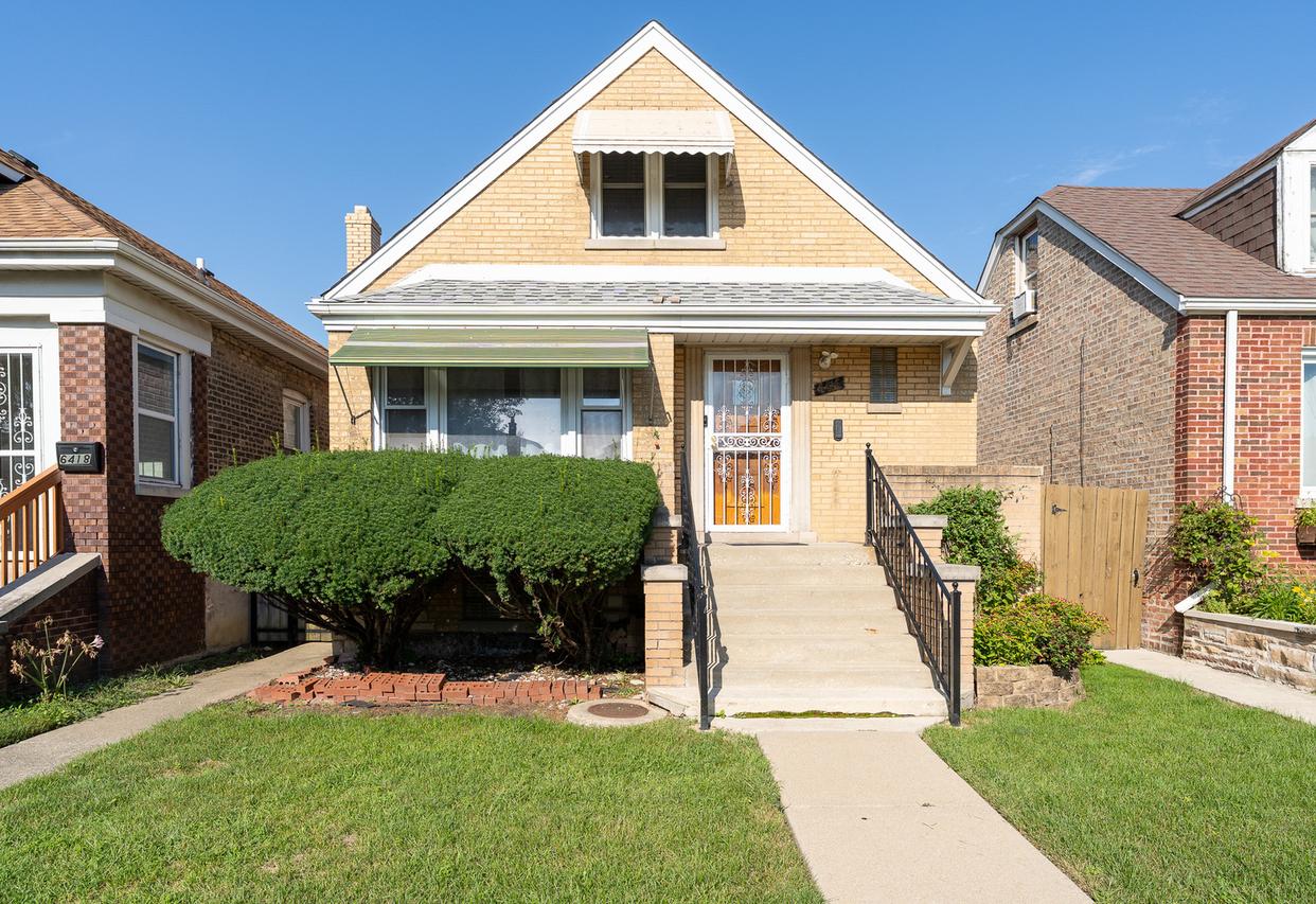 6416 S Karlov Ave., Chicago, IL 60629