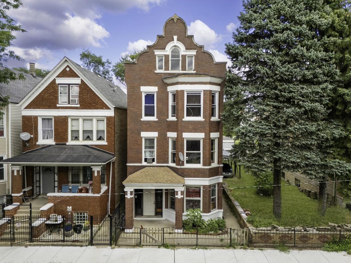 5013 S Bishop St., Chicago, IL 60609