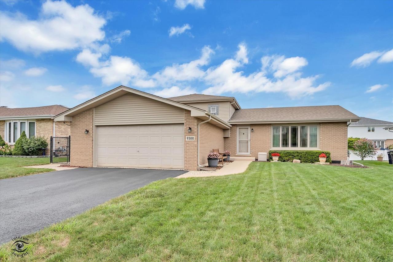 9300 Park Pl., Orland Hills, IL 60487