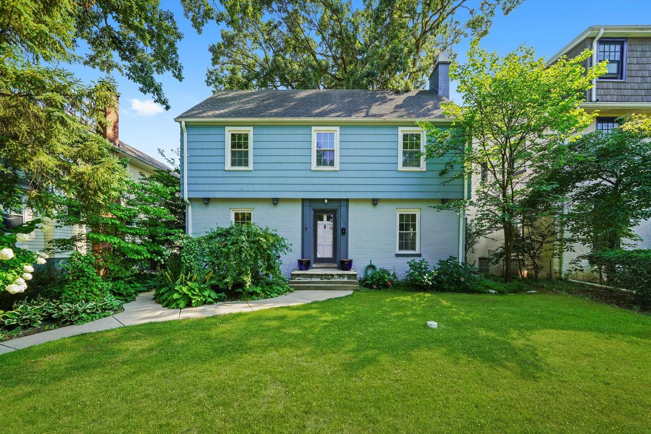 2108 Harrison St., Evanston, IL 60201