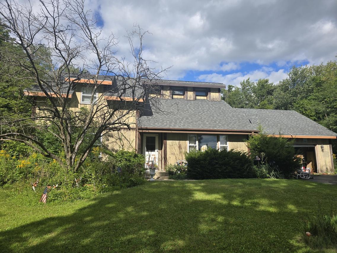 18878 Ridge Ln., Marengo, IL 60152