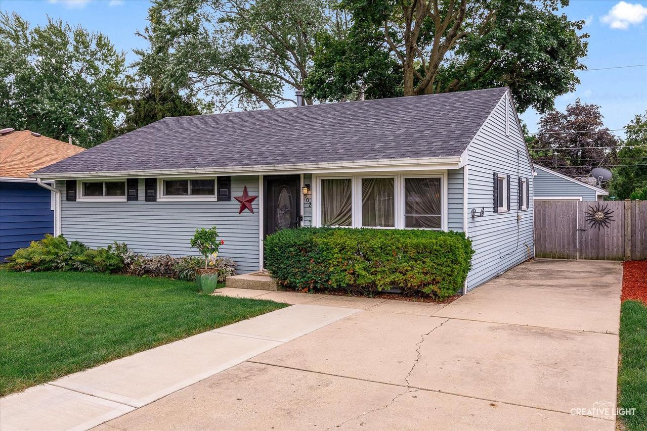 502 Union Ave., St. Charles, IL 60174