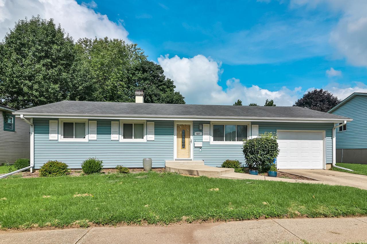 427 Rebecca Rd., Belvidere, IL 61008