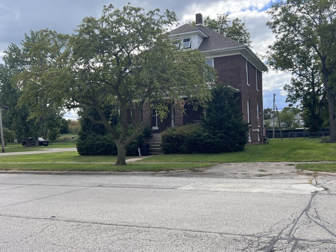 226 S Main St., Rankin, IL 60960