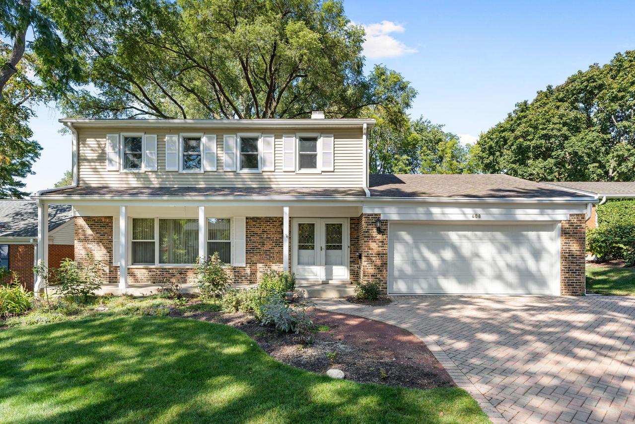 408 W Hawthorne Ct., Lake Bluff, IL 60044