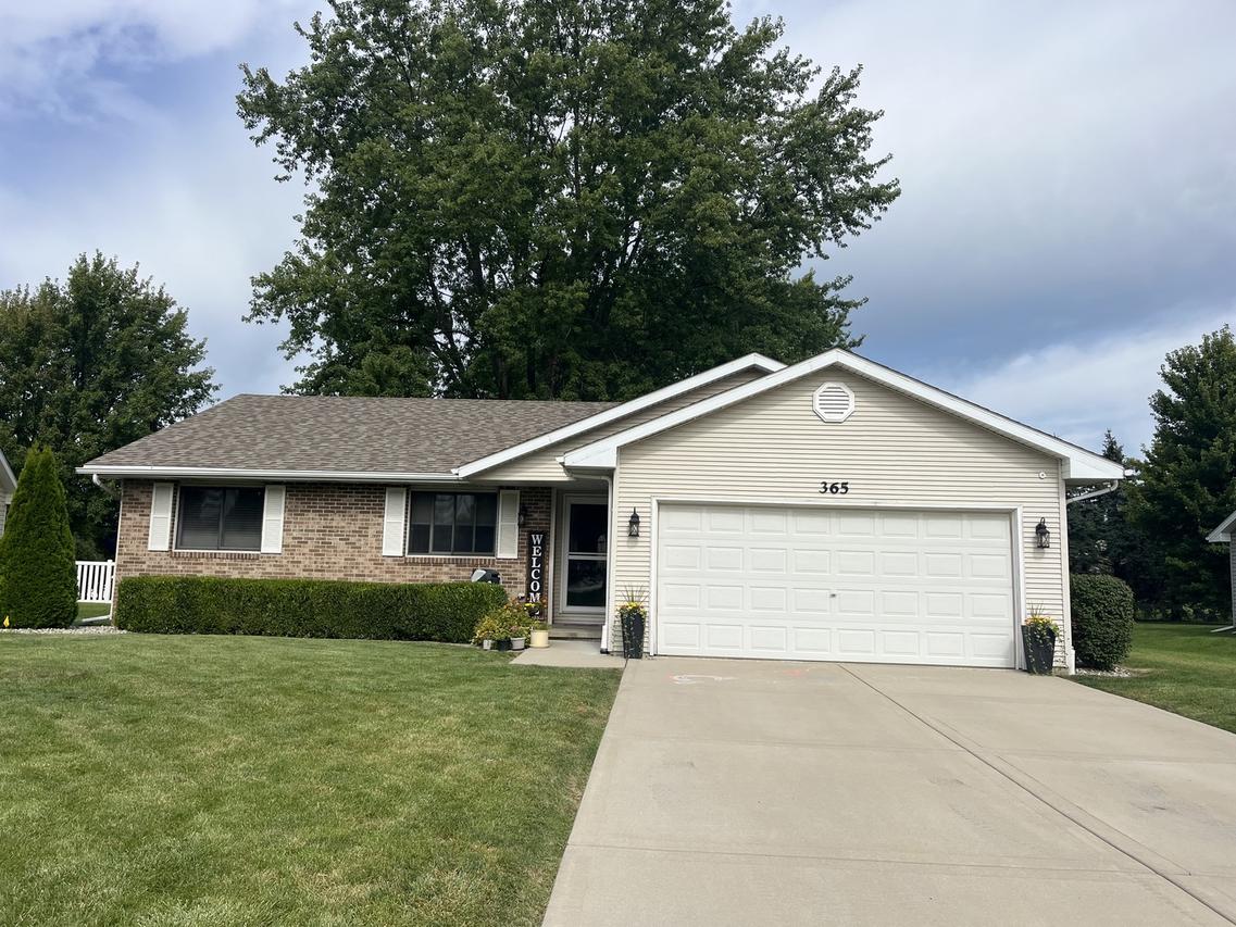 365 Princeton Ave., Bourbonnais, IL 60914