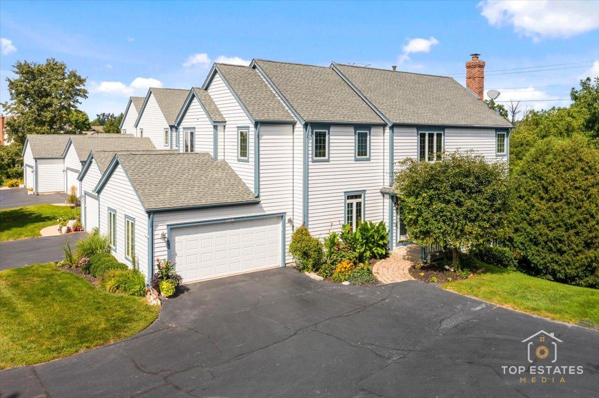 1315 Queen Ann Ln., Gurnee, IL 60031
