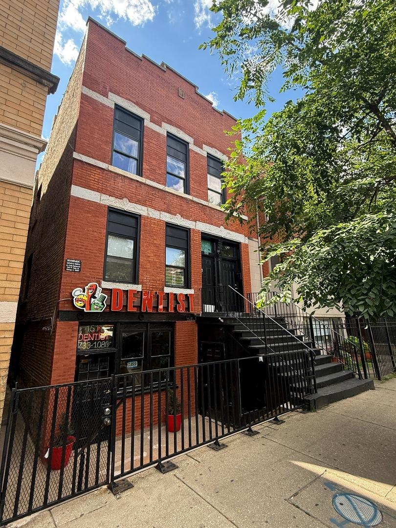 1511 W Taylor St., Chicago, IL 60607