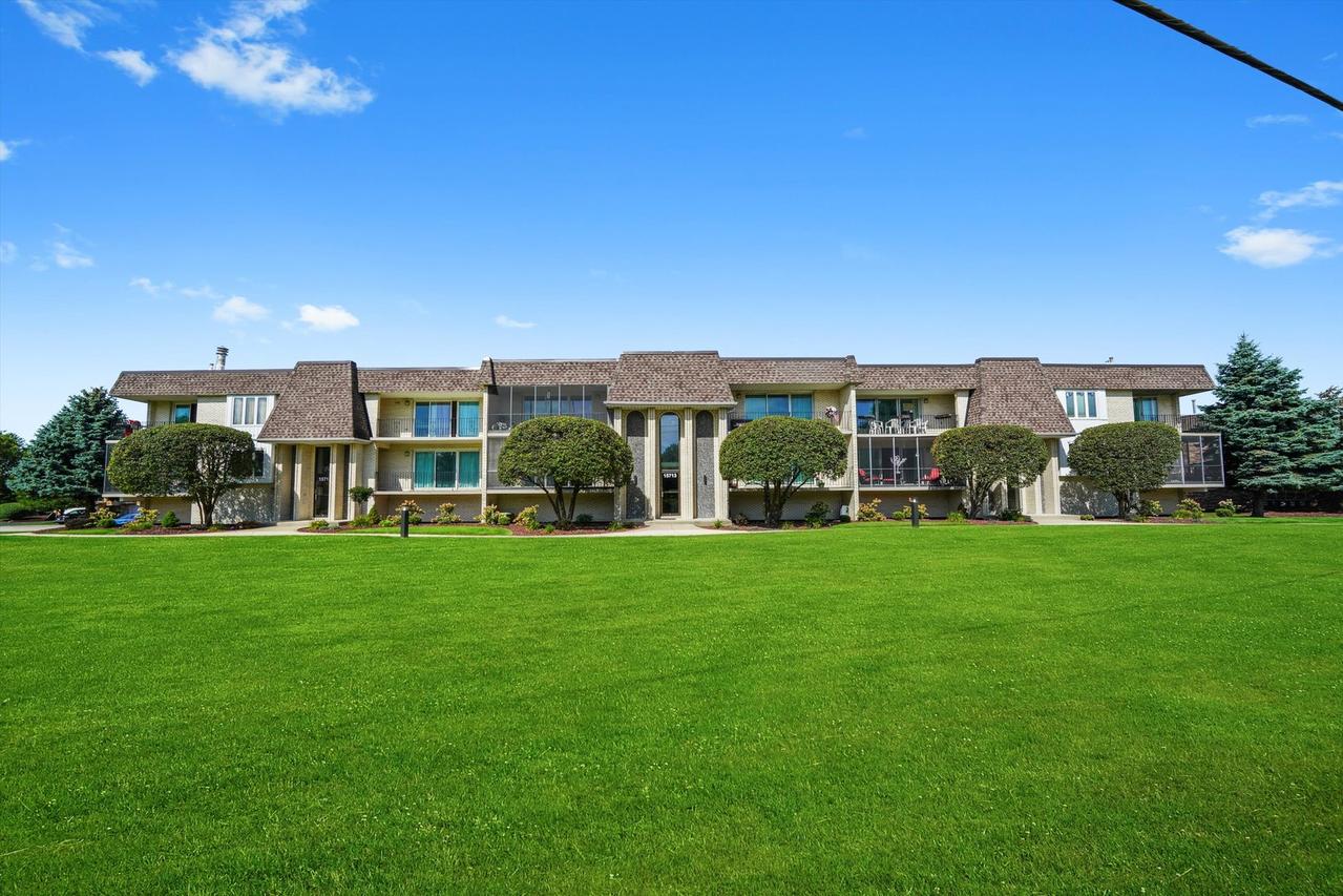 15713 Brassie Ct. #1S, Orland Park, IL 60462
