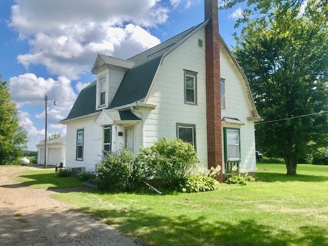 20388 Hickory Hills Rd (rt 40), Sterling, IL 61081