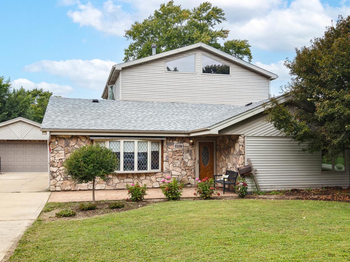 11512 S Nagle Ave., Worth, IL 60482