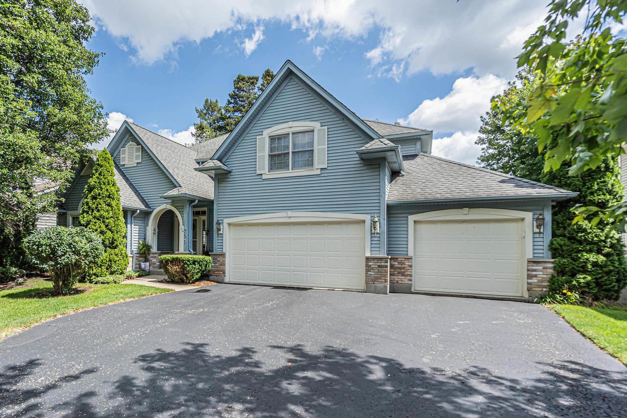 251 Cimarron Rd., Lombard, IL 60148