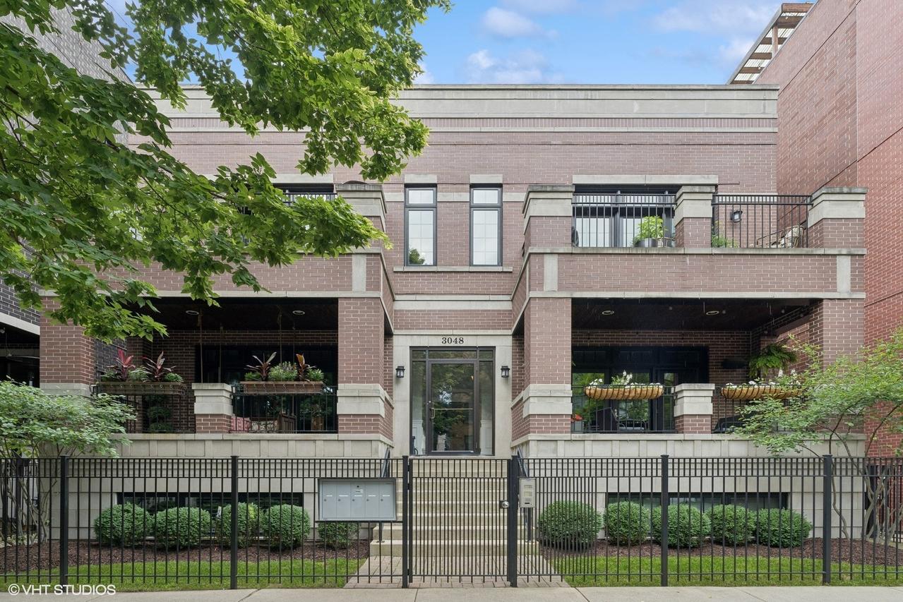 3048 N Racine Ave. #1N, Chicago, IL 60657