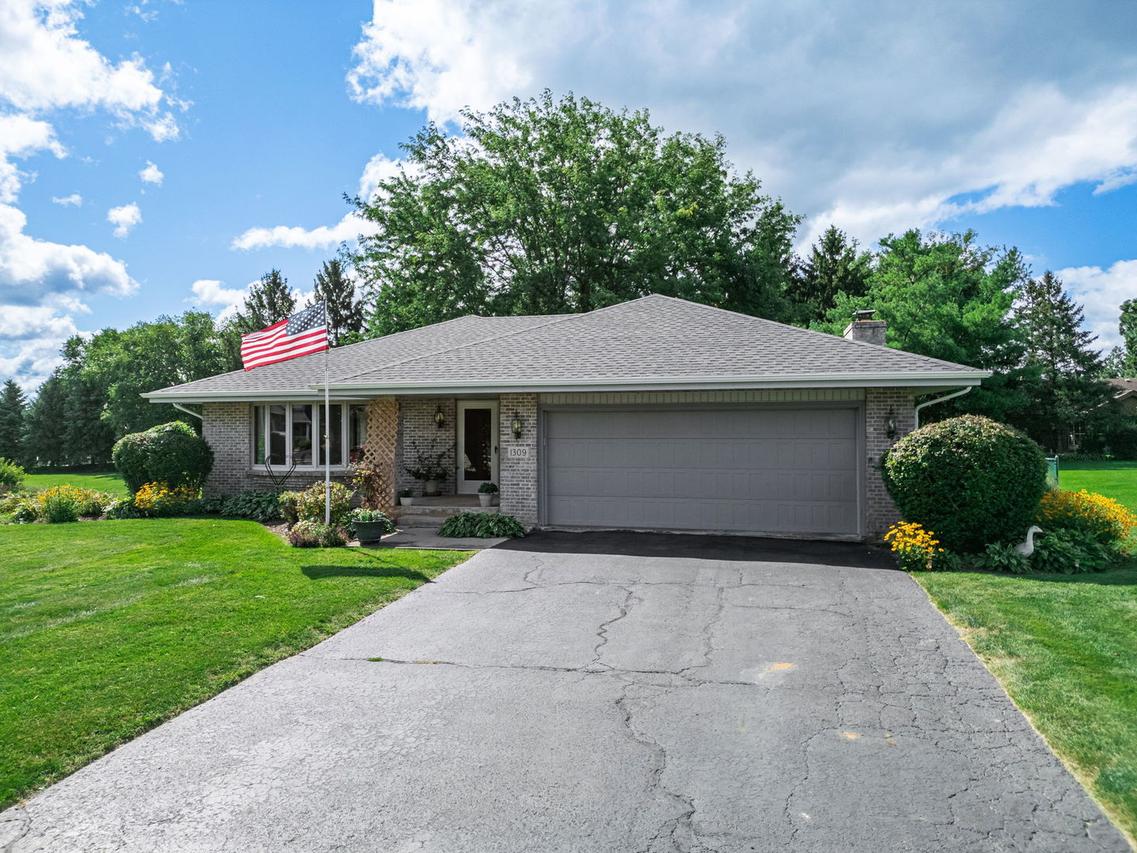 1309 Riverbend Ln., Belvidere, IL 61008