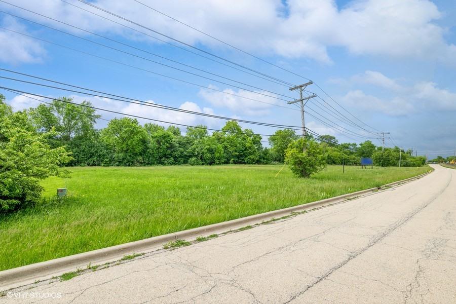 4437-4495 W Kennedy Dr., Gurnee, IL 60031