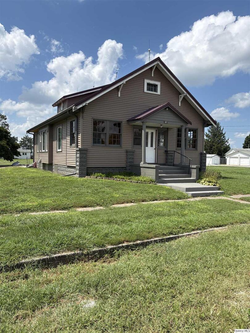 101 N Main St., Timewell, IL 62375