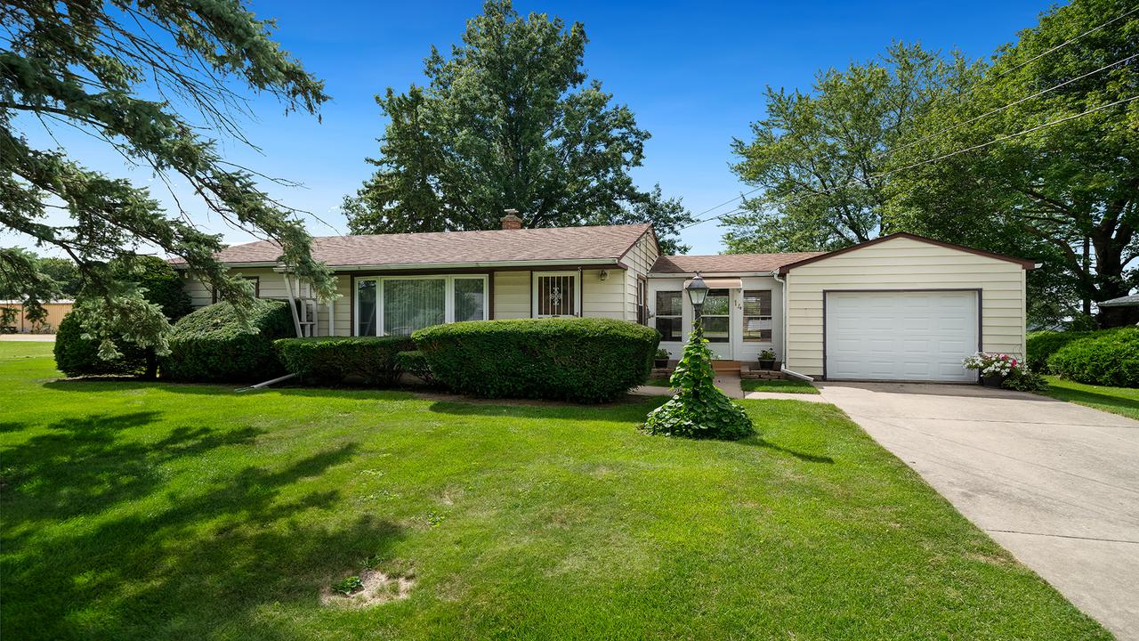 14 Orchard Ln., Mount Morris, IL 61054