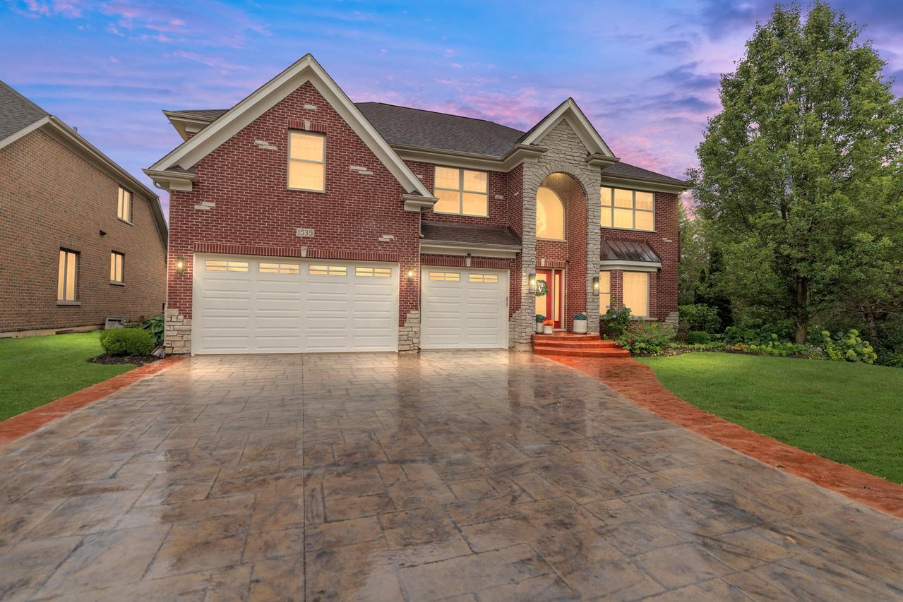 1535 S Douglas Ave., Arlington Heights, IL 60005