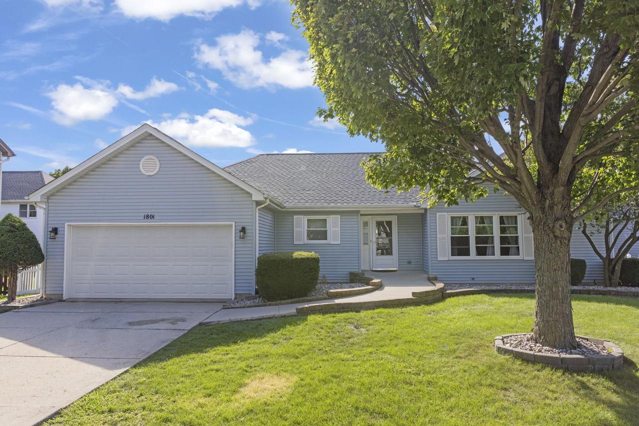 1801 Chestnut Hill Rd., Plainfield, IL 60586