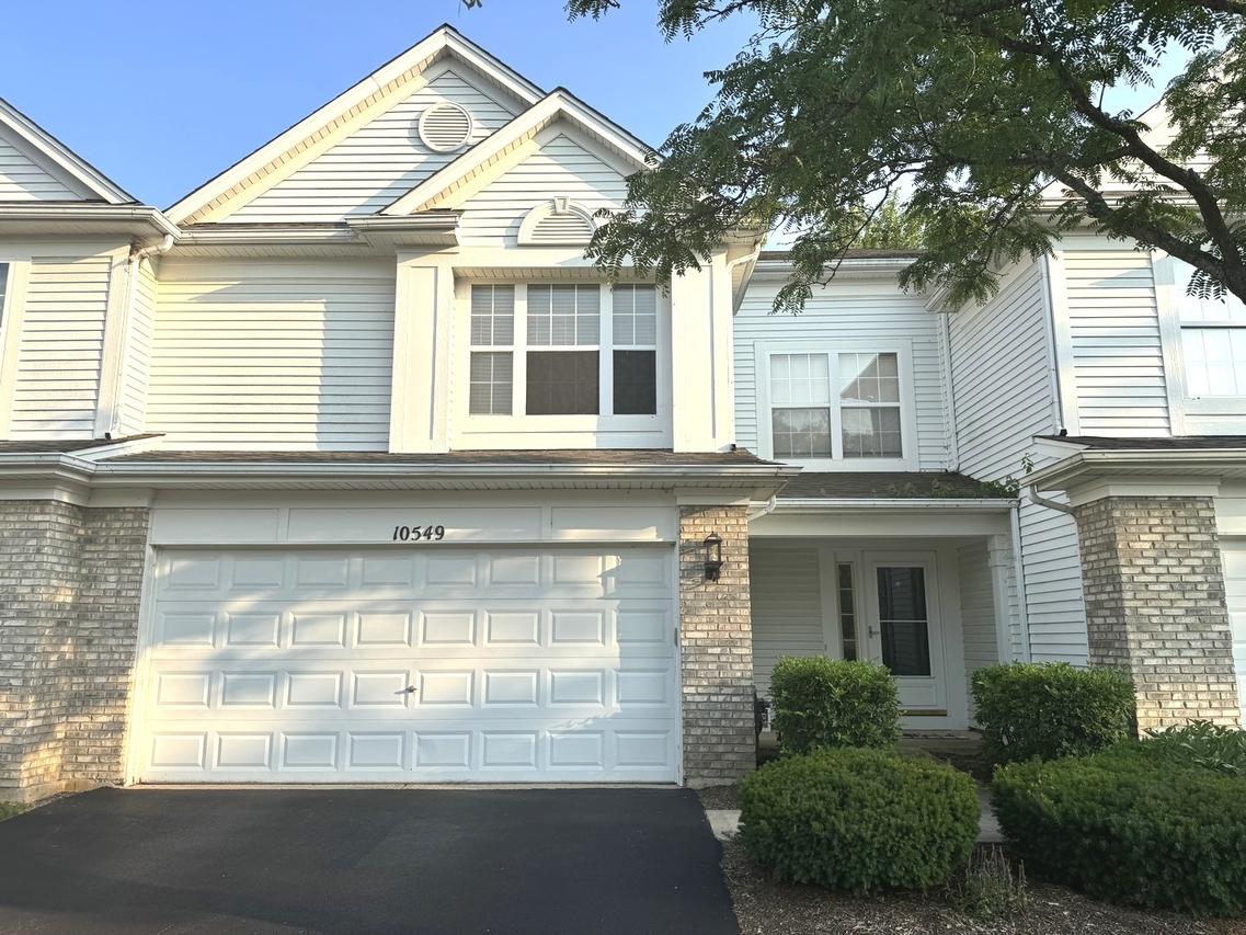 10549 Wakefield Ln., Huntley, IL 60142