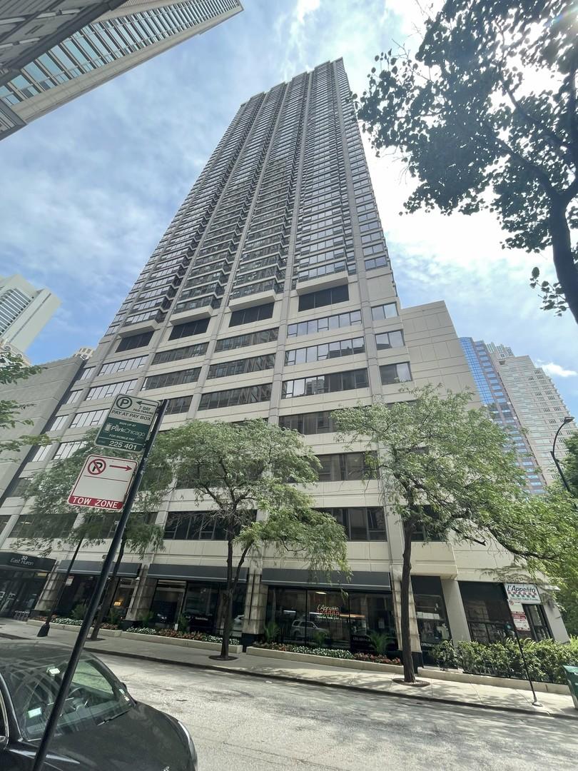30 E Huron St. #P15, Chicago, IL 60611