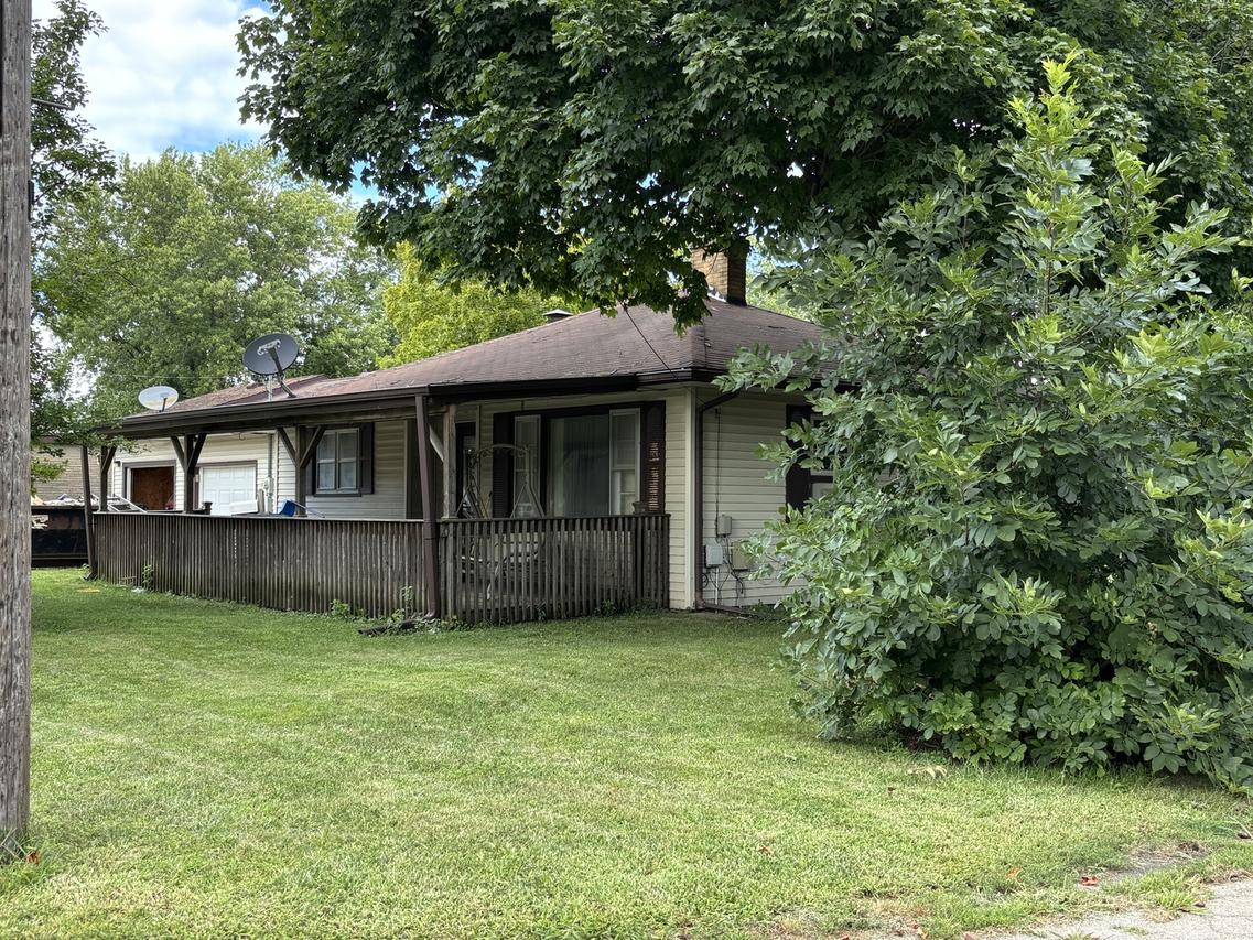 403 S Fall St., Paxton, IL 60957