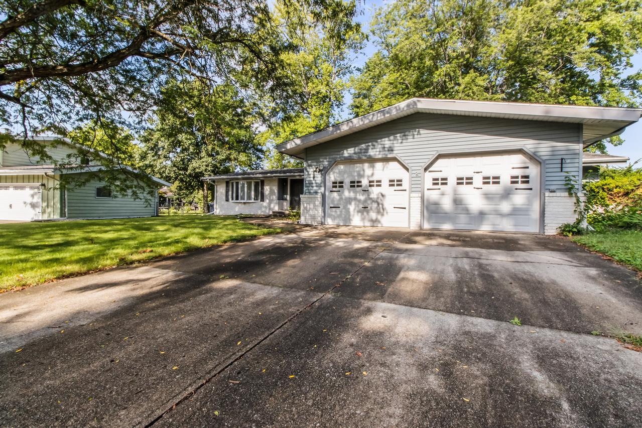 23 Cambridge Dr., Spring Valley, IL 61362