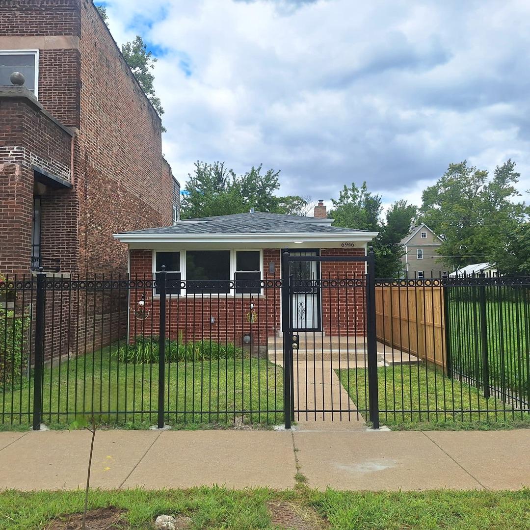 6946 S Loomis Blvd., Chicago, IL 60636