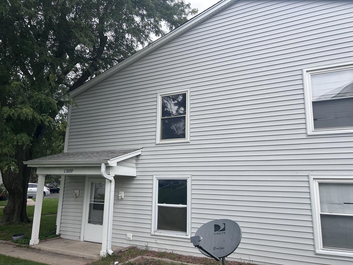 1389 S Glen Cir. #D, Aurora, IL 60506