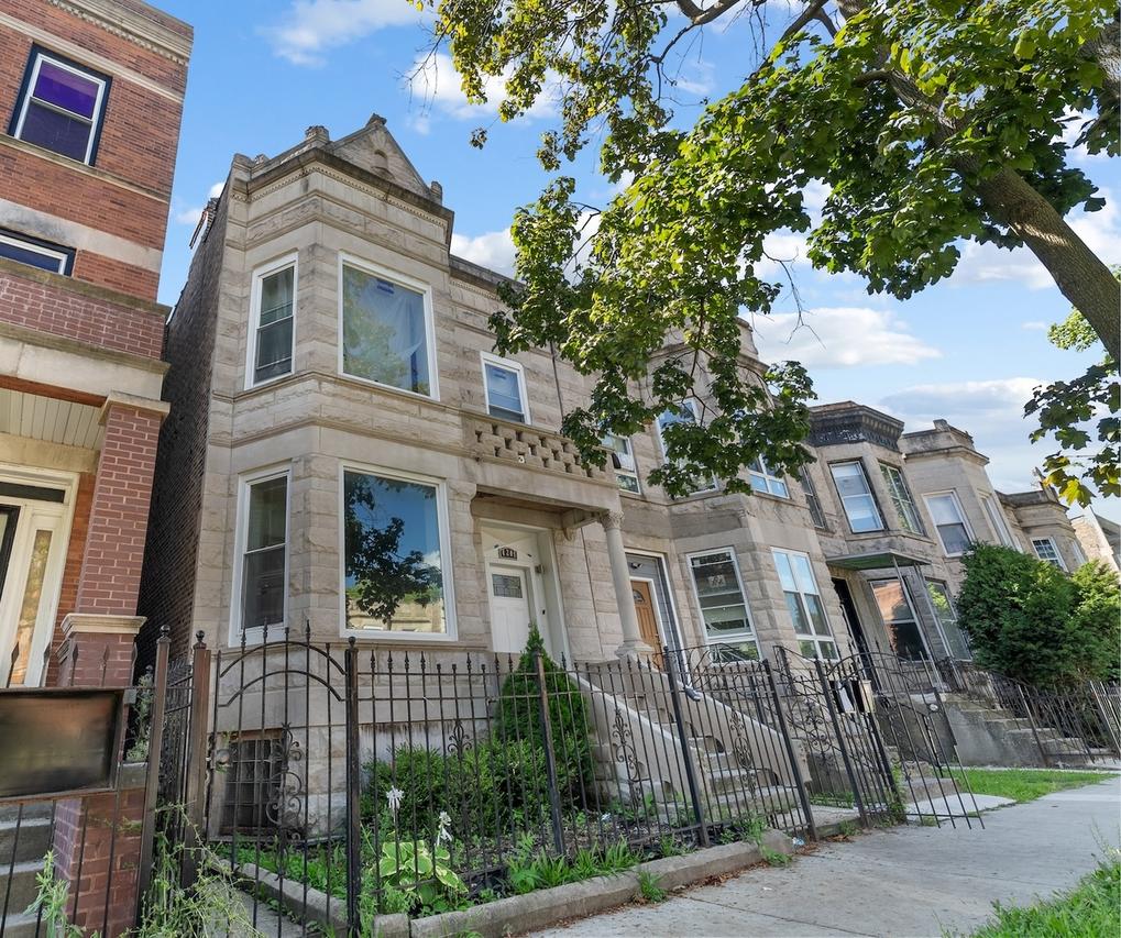 4209 W Wilcox St., Chicago, IL 60624