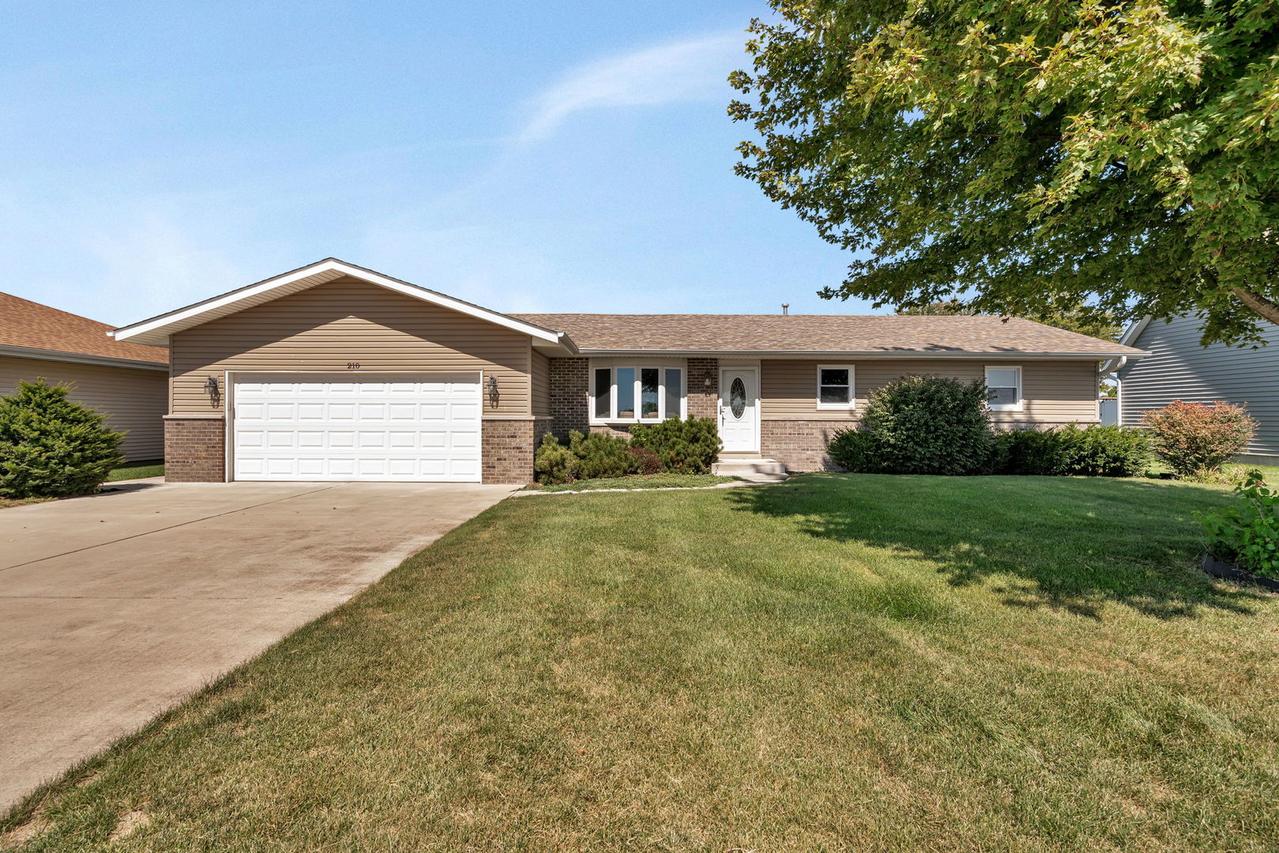 210 W Spring Rd., Coal City, IL 60416