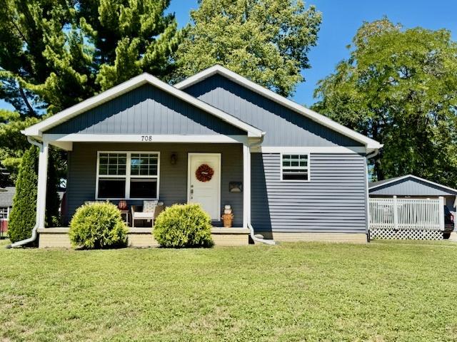 708 E North St., Monticello, IL 61856