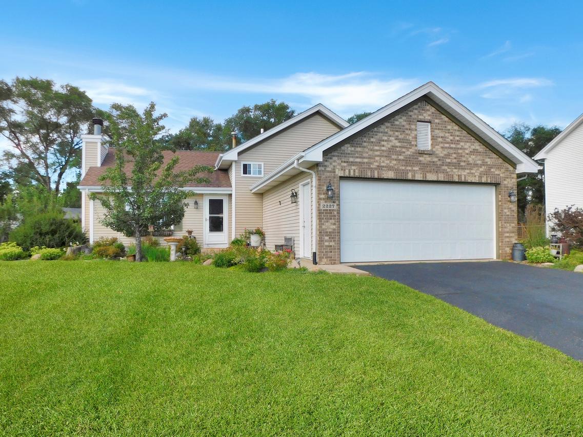 2227 Broadmoor Rd., Rockton, IL 61072