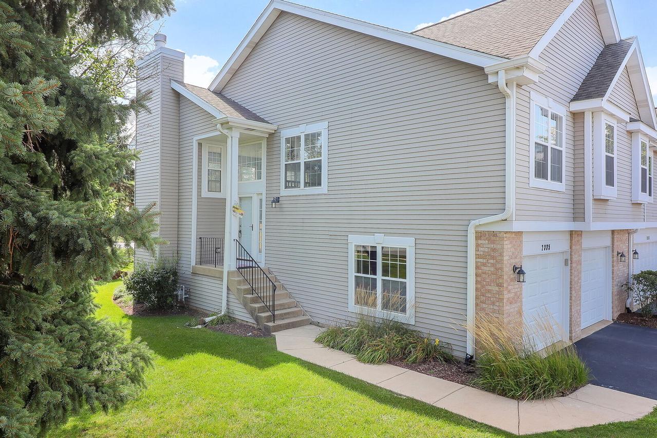 2335 Old George Way, Downers Grove, IL 60515