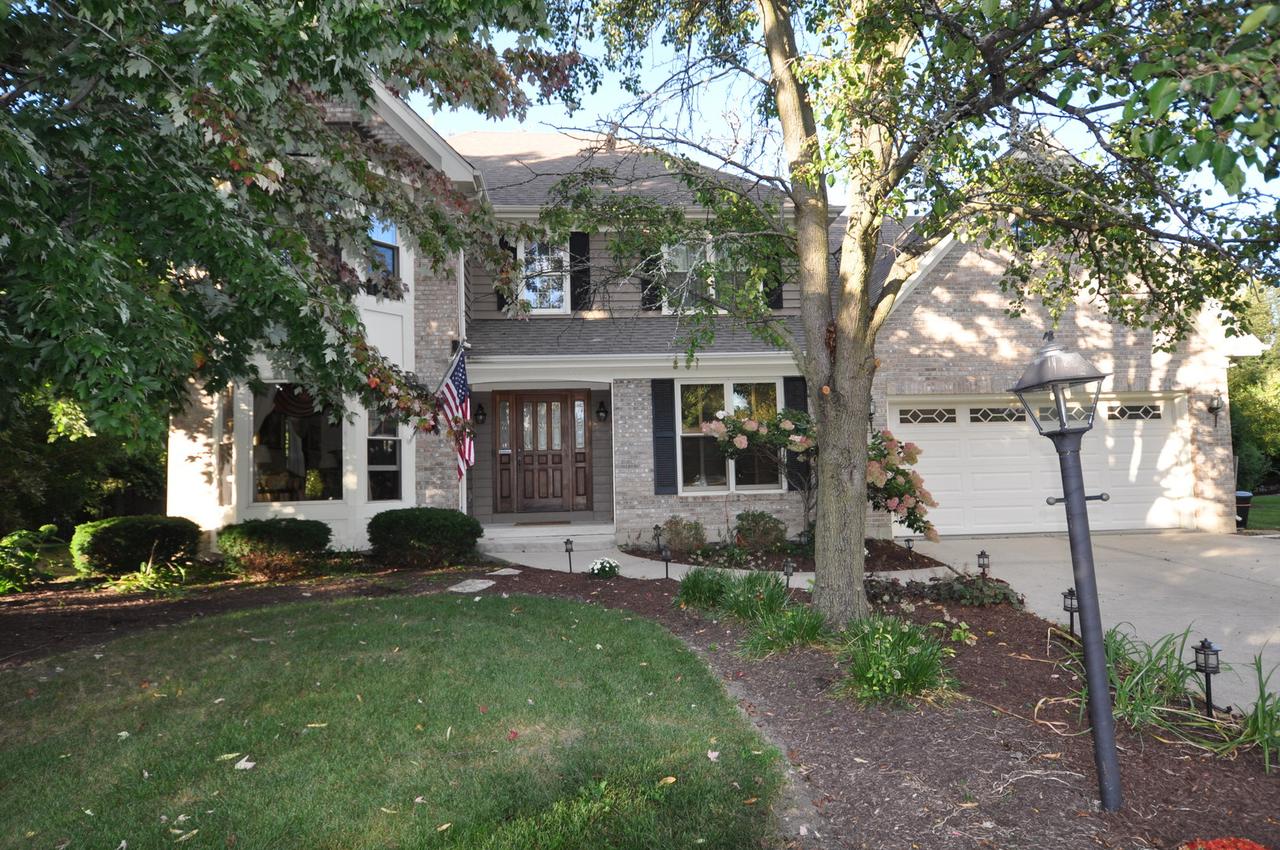 2625 Bobwhite Ln., West Chicago, IL 60185