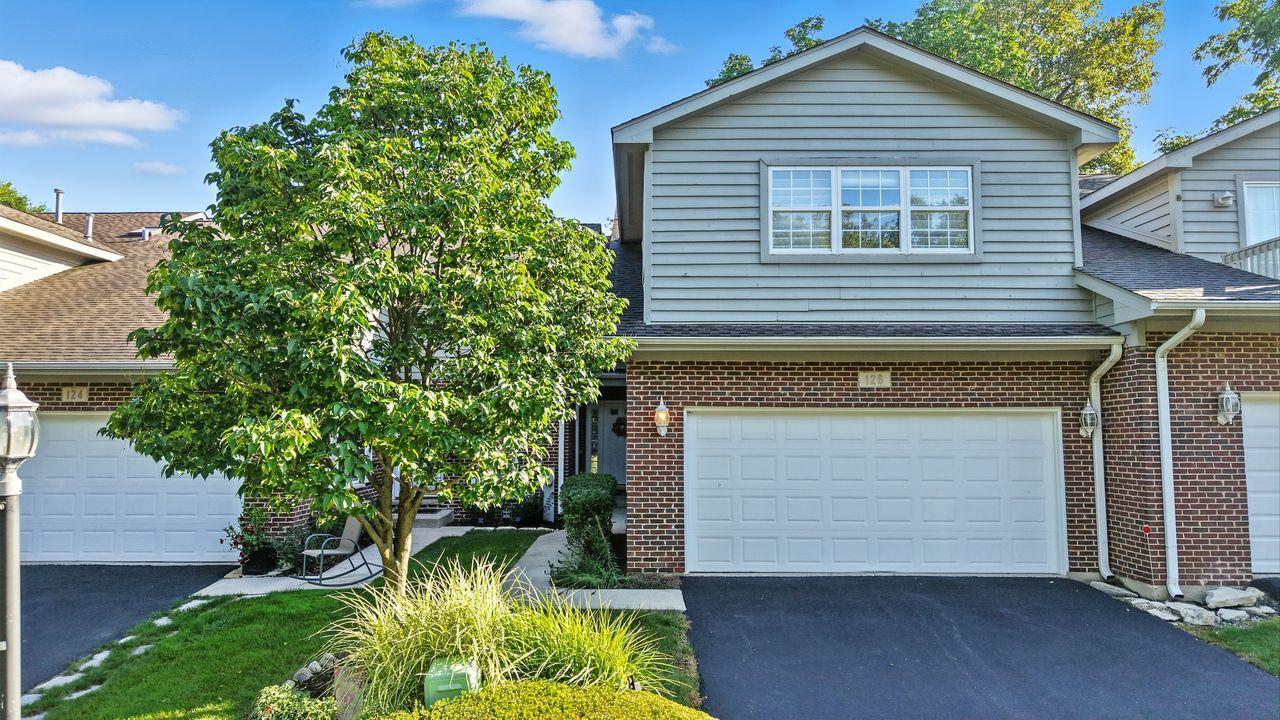 126 Willow Creek Ln., Willow Springs, IL 60480