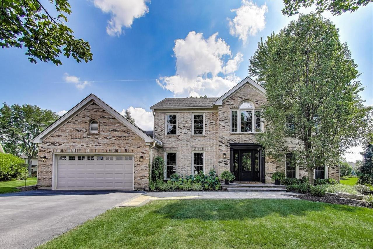 404 Appollo Ct., Wheaton, IL 60189