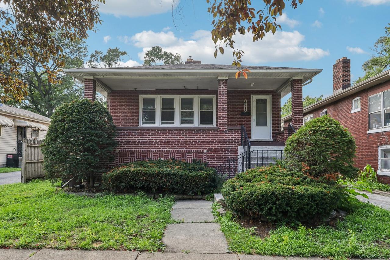 17064 Shea Ave., Hazel Crest, IL 60429