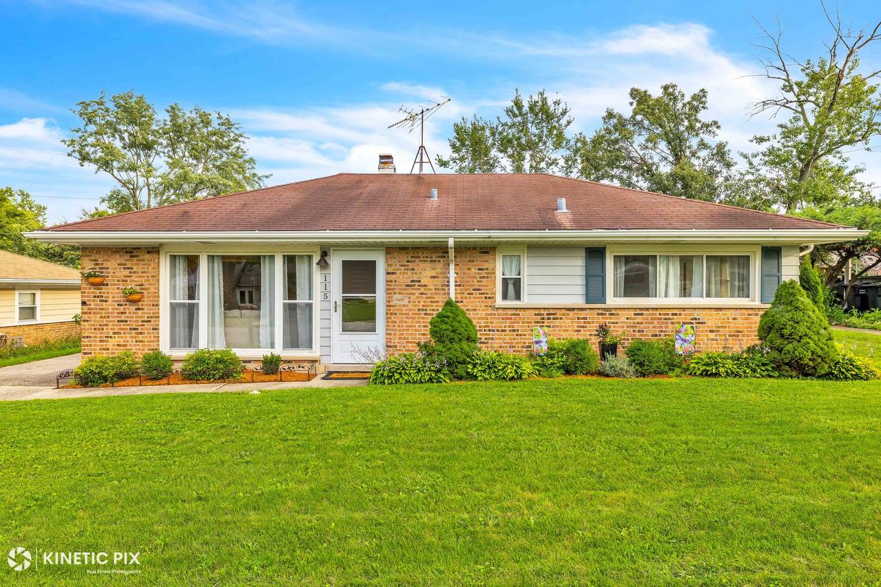 115 Shabbona Dr., Park Forest, IL 60466