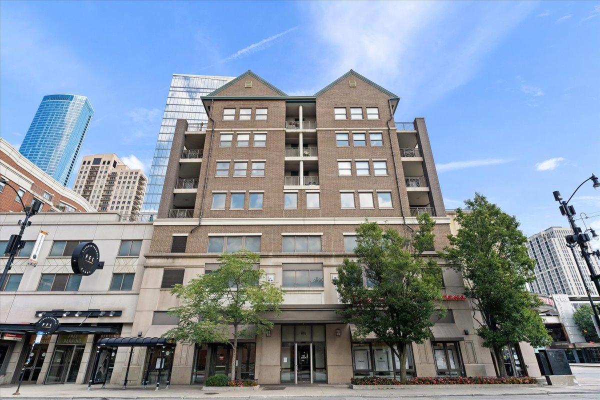 1155 S State St. #401, Chicago, IL 60605