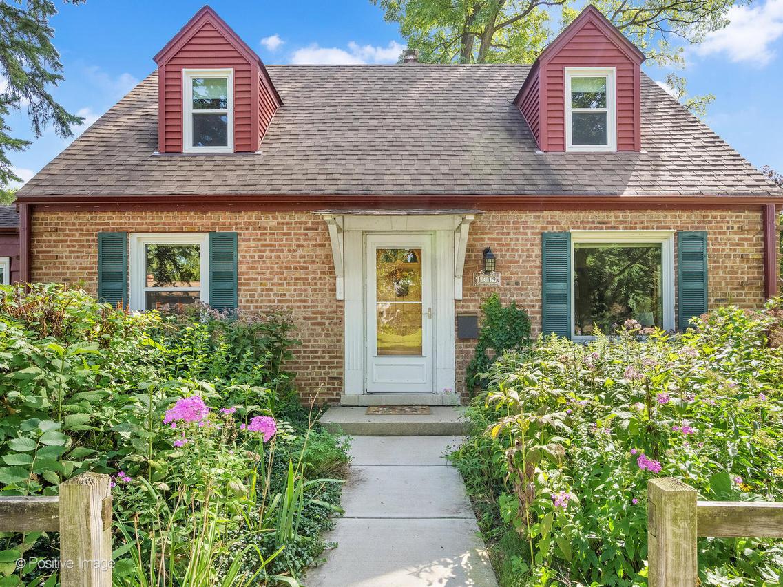 1319 Childs St., Wheaton, IL 60187
