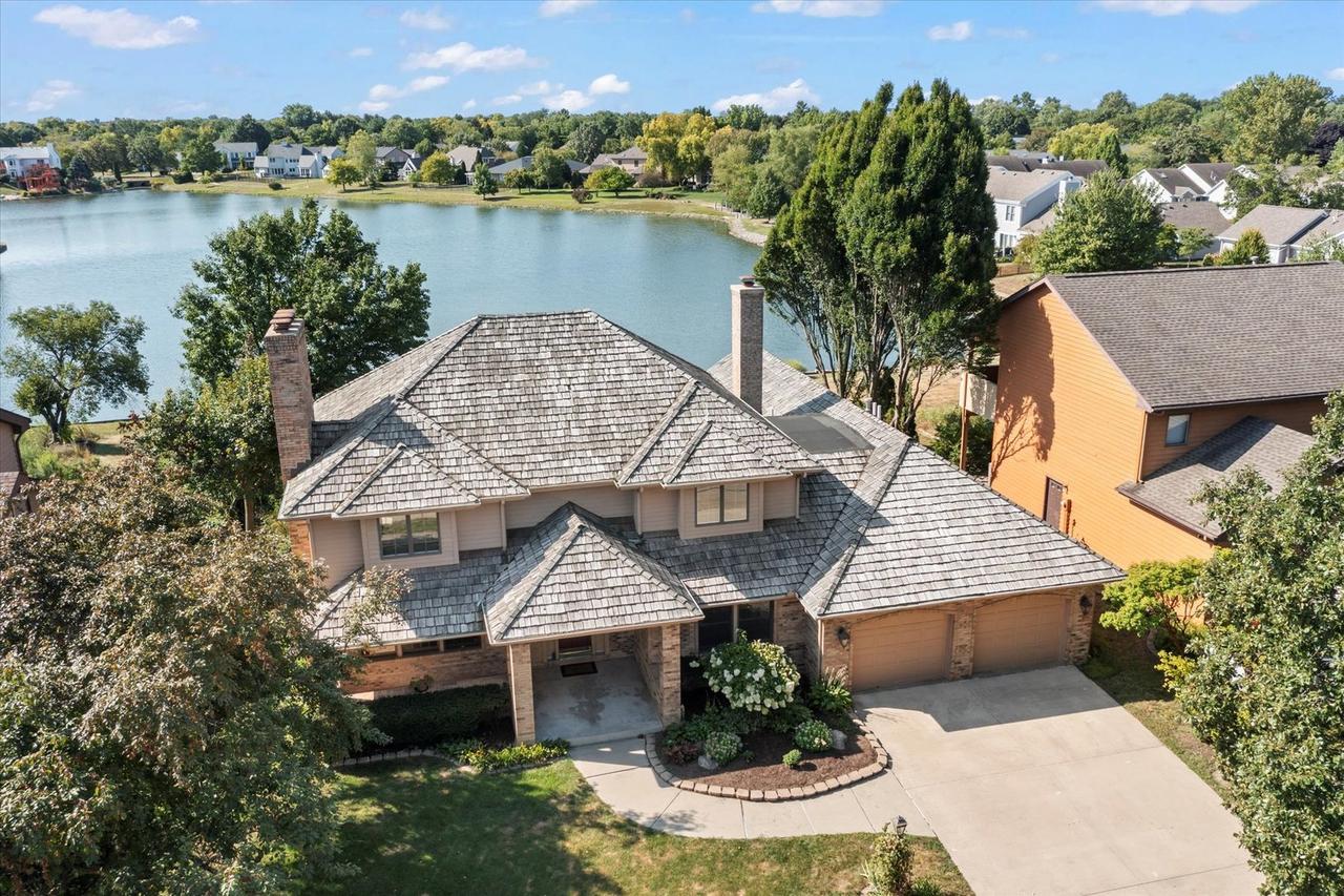 2903 Prairie Meadow Dr., Champaign, IL 61822