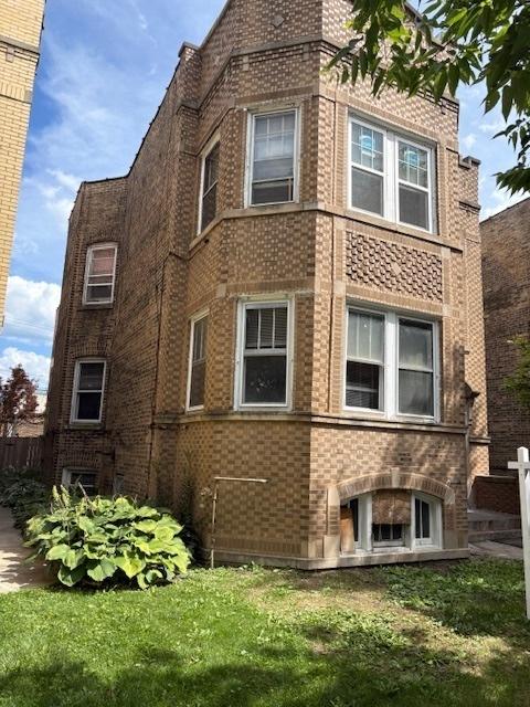 6141 N Campbell Ave., Chicago, IL 60659