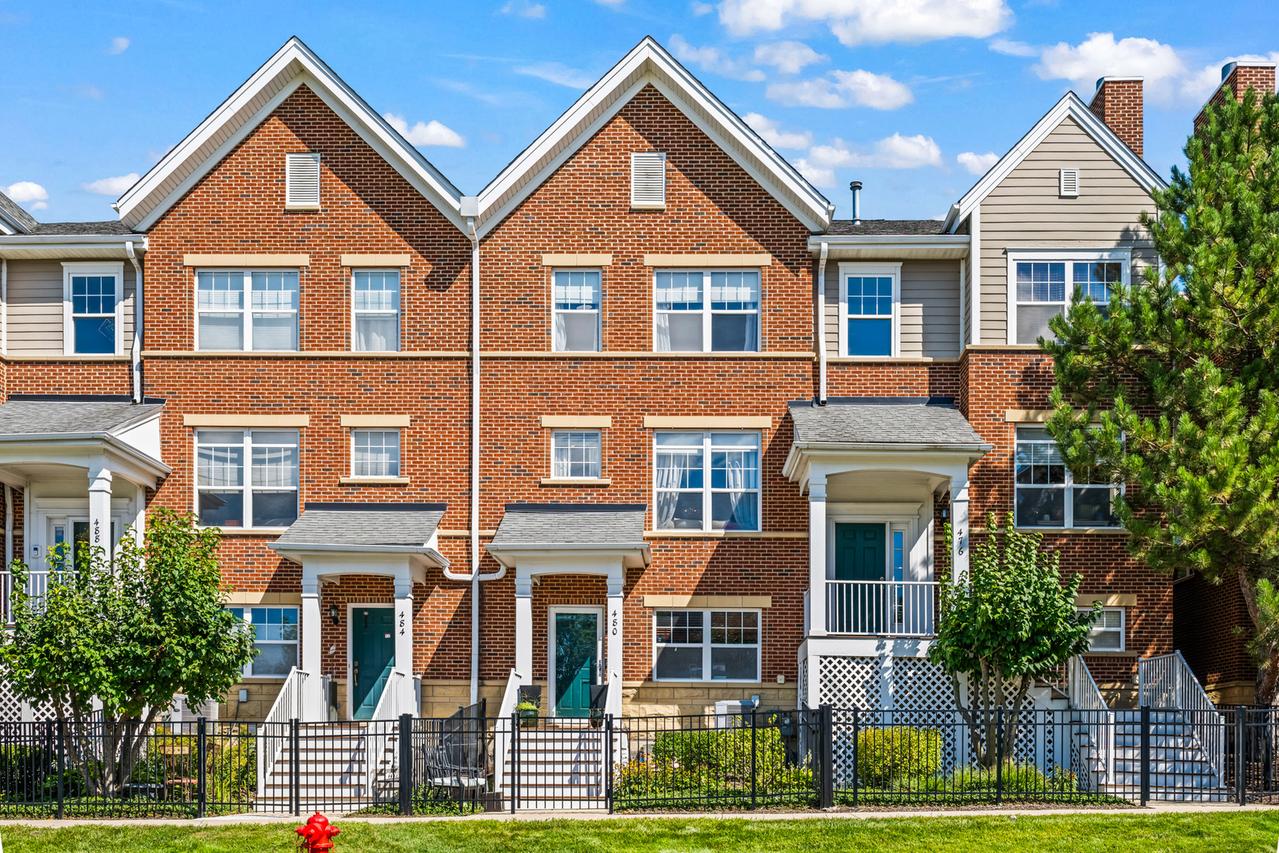 480 W Wood St., Palatine, IL 60067