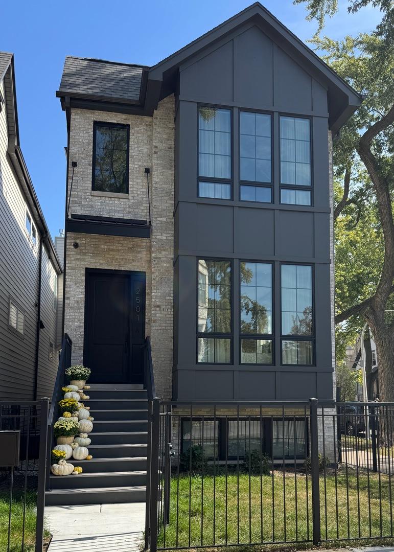 2501 N Sawyer Ave., Chicago, IL 60647